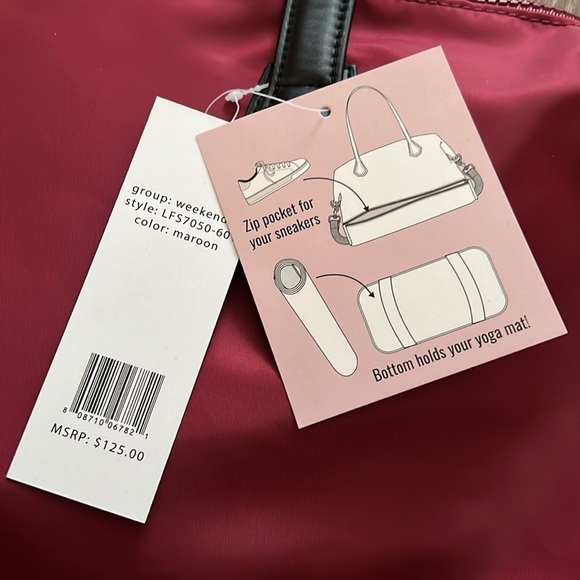 Mondani New York Weekender Bag - Picture 2 of 7